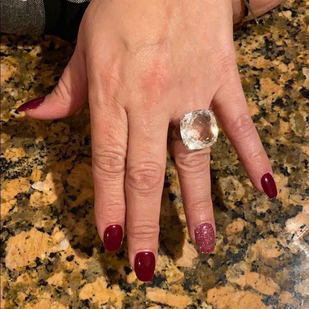 Ring - Picture 2 of 5